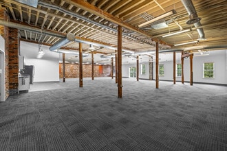 1820 Lancaster St, Baltimore, MD for lease Interior Photo- Image 1 of 3