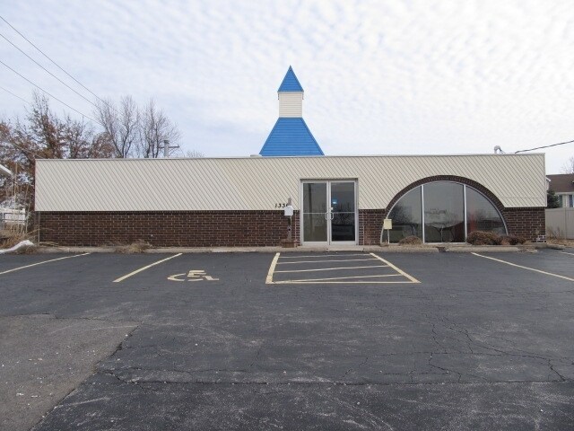 1336 Caulks Hill Rd, Saint Charles, MO for sale Primary Photo- Image 1 of 1