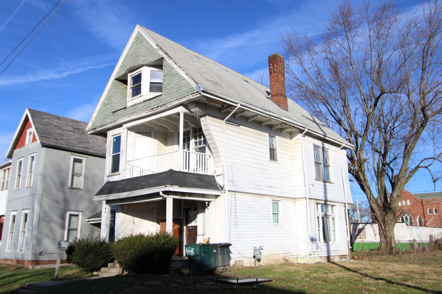 406 E Gilbert St, Muncie, IN for sale - Building Photo - Image 2 of 2