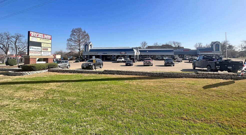 9800 Lakeview Pky, Rowlett, TX for lease - Building Photo - Image 1 of 3