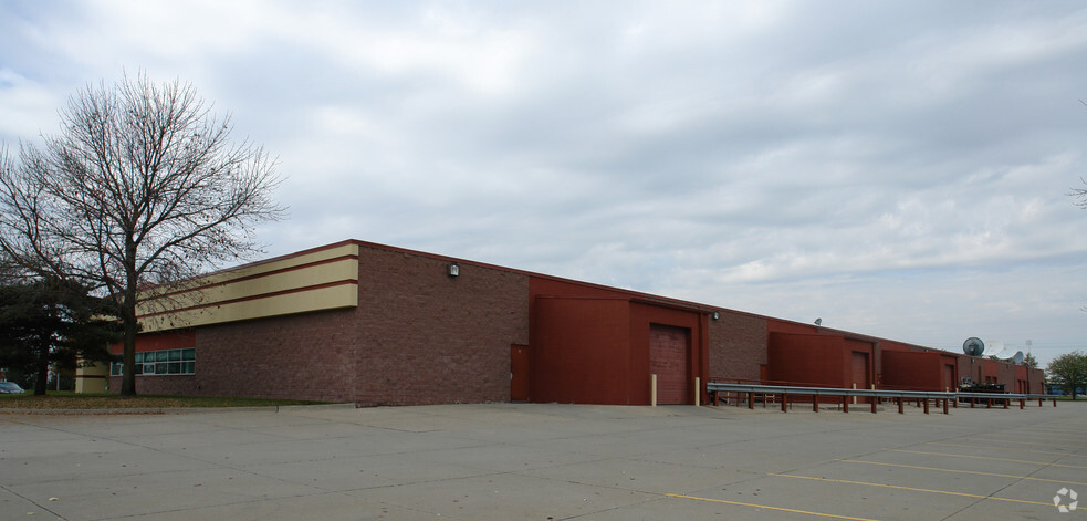 2701 SE Convenience Blvd, Ankeny, IA for lease - Building Photo - Image 3 of 6