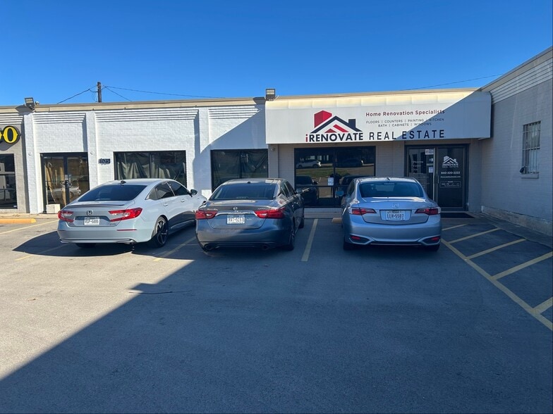 1109 Dallas Dr, Denton, TX for lease - Building Photo - Image 2 of 21