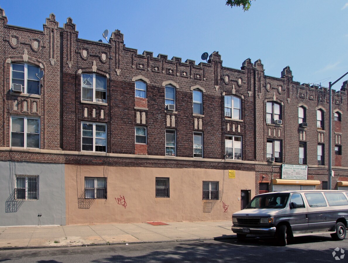 127 Blake Ave, Brooklyn, NY 11212