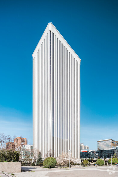 Plaza Pablo Ruiz Picasso, 1, Madrid, Madrid for lease - Building Photo - Image 2 of 8