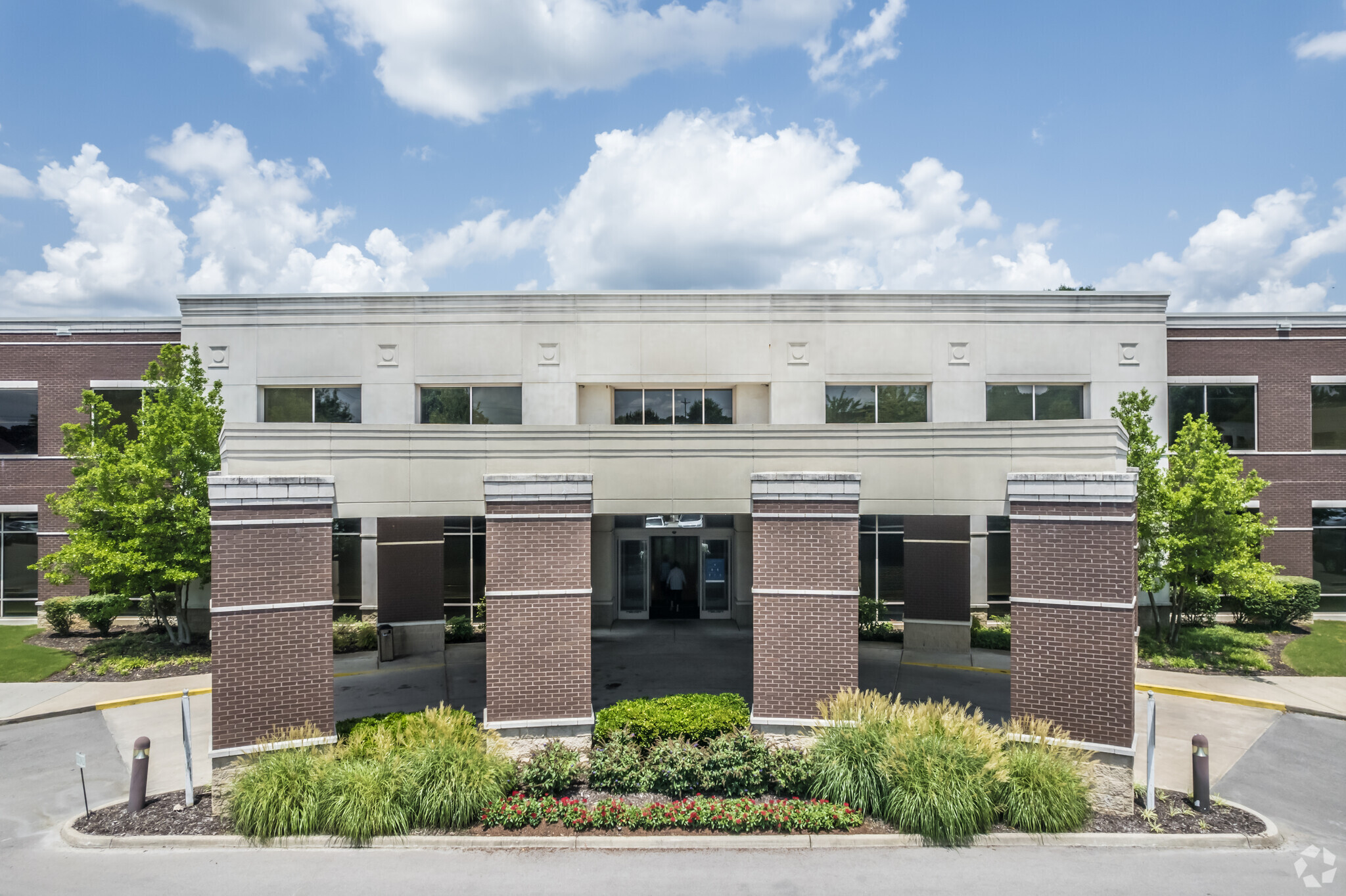 8000 Wolf River Blvd, Memphis, TN 38138 - OfficeMedical for Lease ...