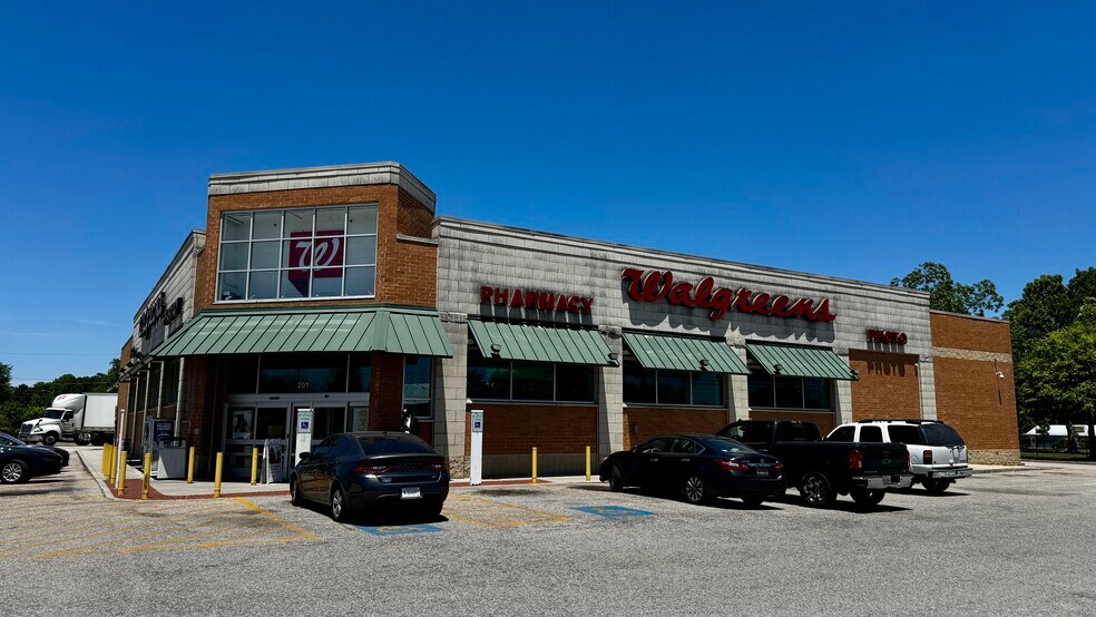 201 N Lafayette Dr, Sumter, SC for sale - Building Photo - Image 1 of 7