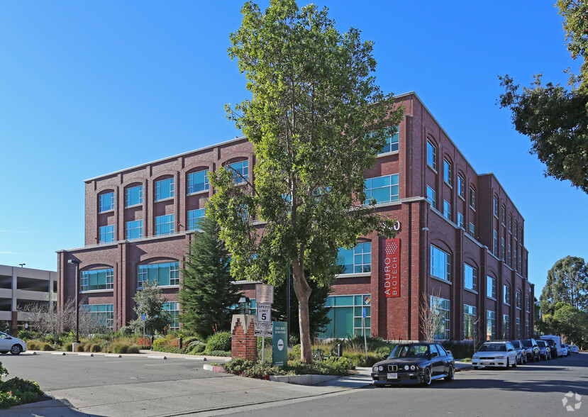 740 Heinz Ave, Berkeley, CA for lease - Building Photo - Image 3 of 7