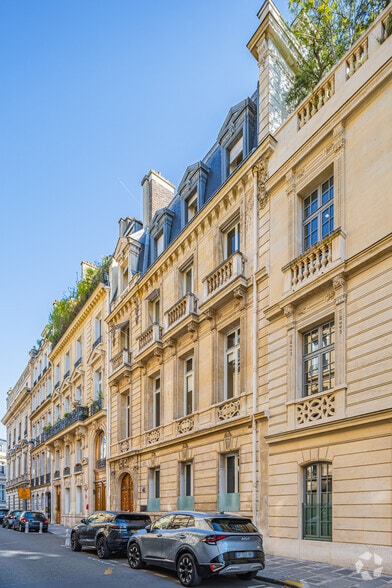 22 Rue De Téhéran, Paris for lease - Building Photo - Image 2 of 9