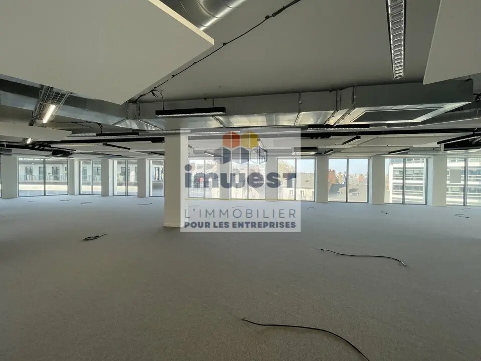 Office in Rennes for sale Interior Photo- Image 1 of 5