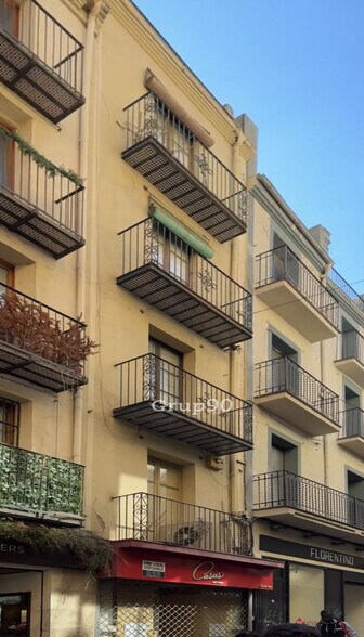Multifamily in Lleida, Lérida for sale - Building Photo - Image 1 of 15