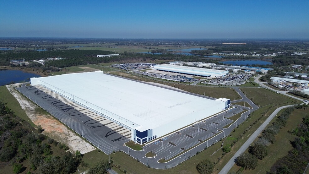 7453 Republic Dr, Groveland, FL for sale - Building Photo - Image 2 of 7