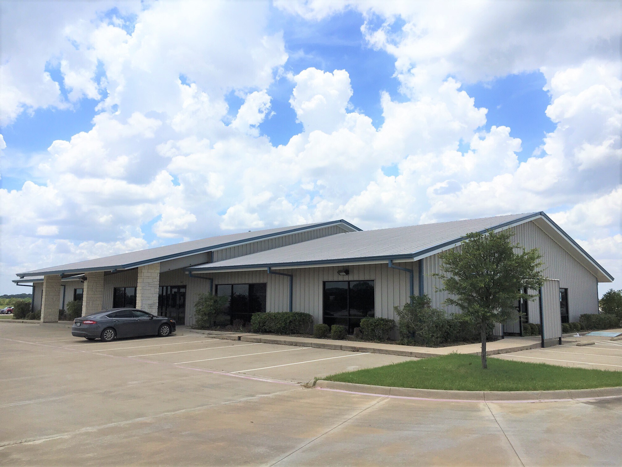 3329 N Interstate 35, Gainesville, TX for sale Primary Photo- Image 1 of 1