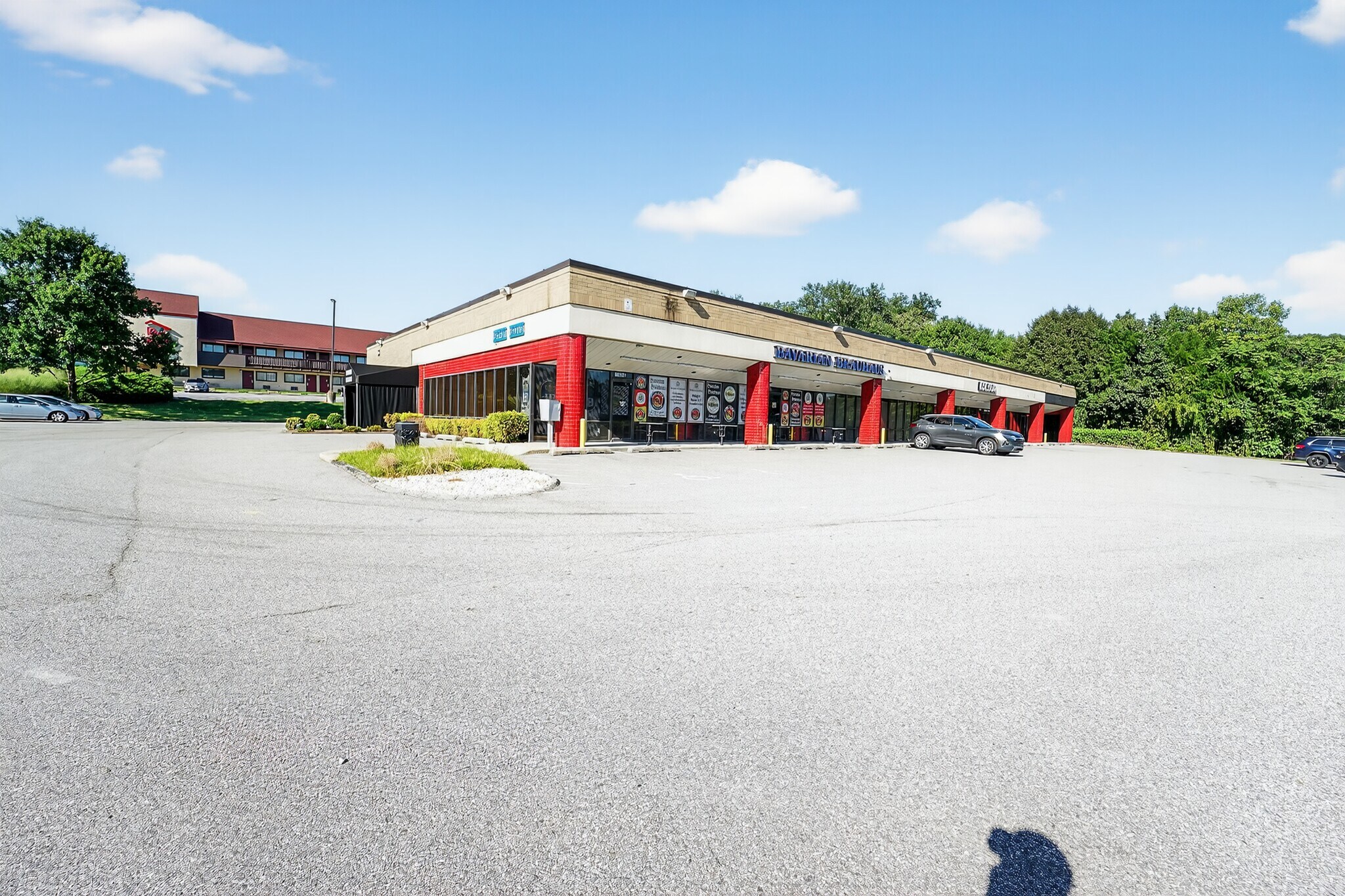 7304 Parkway Dr, Hanover, MD for lease Building Photo- Image 1 of 9