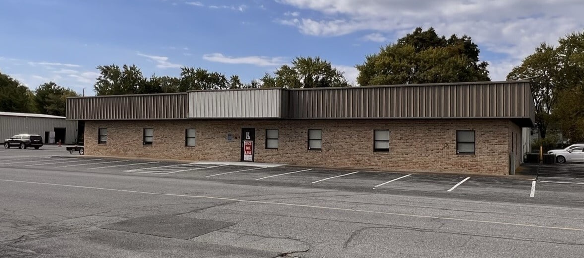 604 Otis Dr, Dover, DE for lease Building Photo- Image 1 of 24