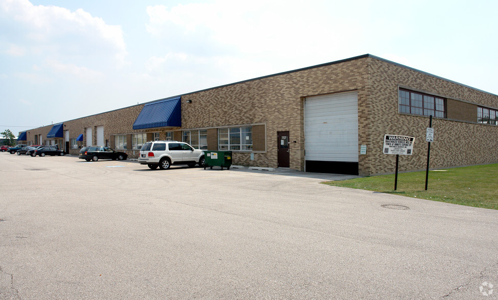 707-717 S Vermont St, Palatine, IL for lease - Building Photo - Image 1 of 4