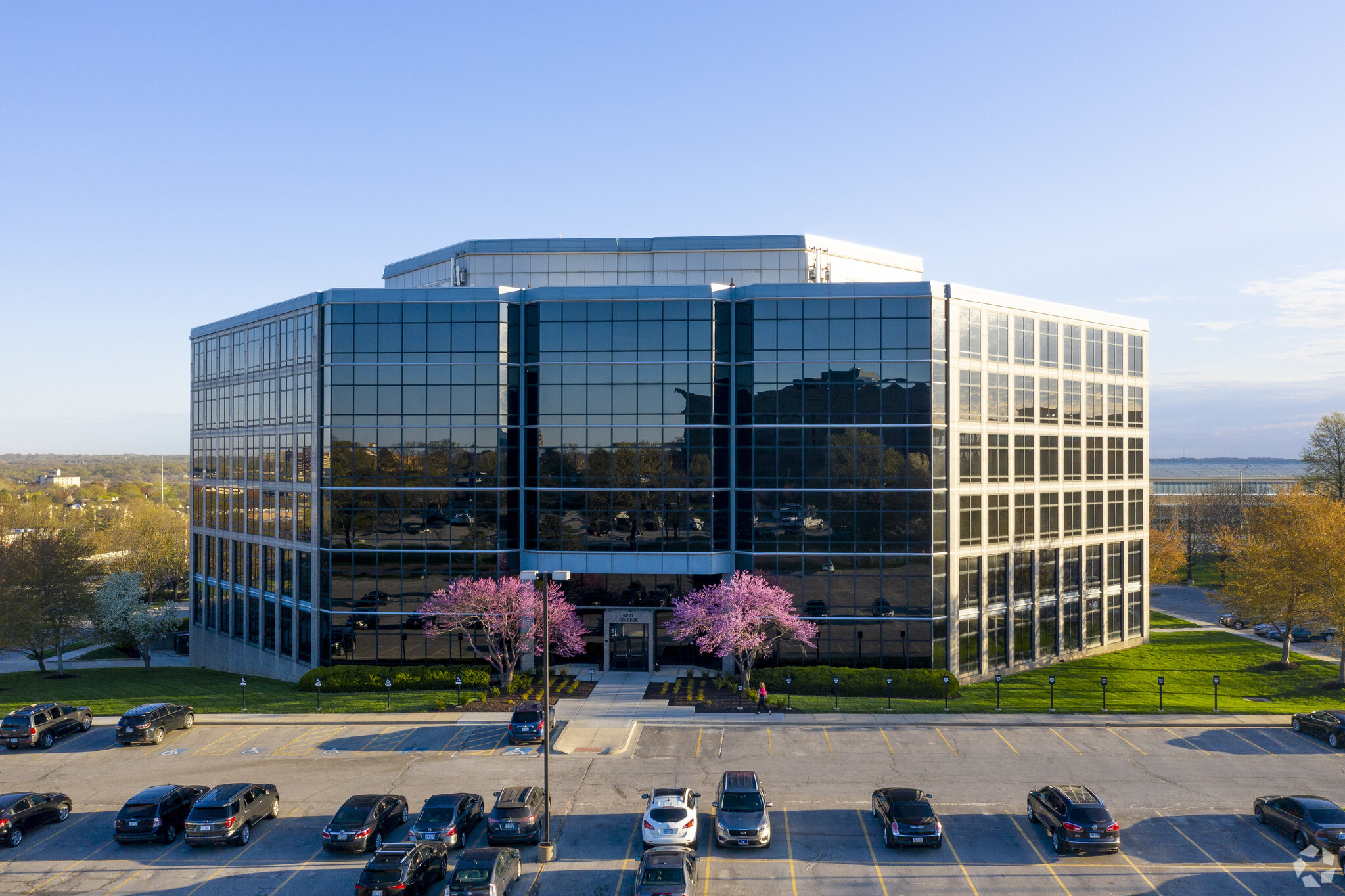 6201 College Blvd, Overland Park, KS 66211 - Office For Lease | LoopNet.com