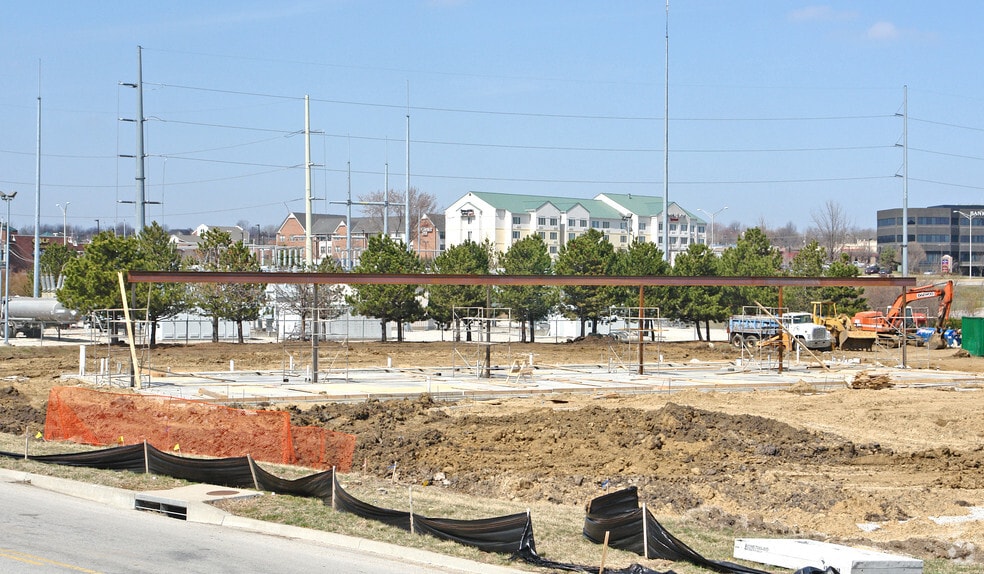 121st & Metcalf Ave, Overland Park, KS for lease - Building Photo - Image 3 of 7