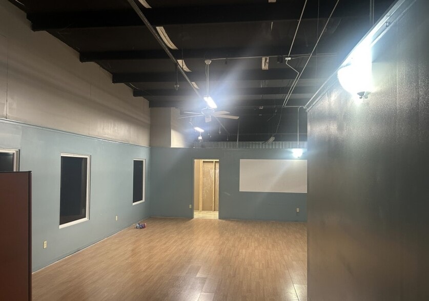 925 Park Ave NW, Norton, VA for lease - Interior Photo - Image 3 of 4