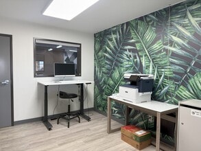 4731 Industry Dr, Medford, OR for sale Interior Photo- Image 2 of 49