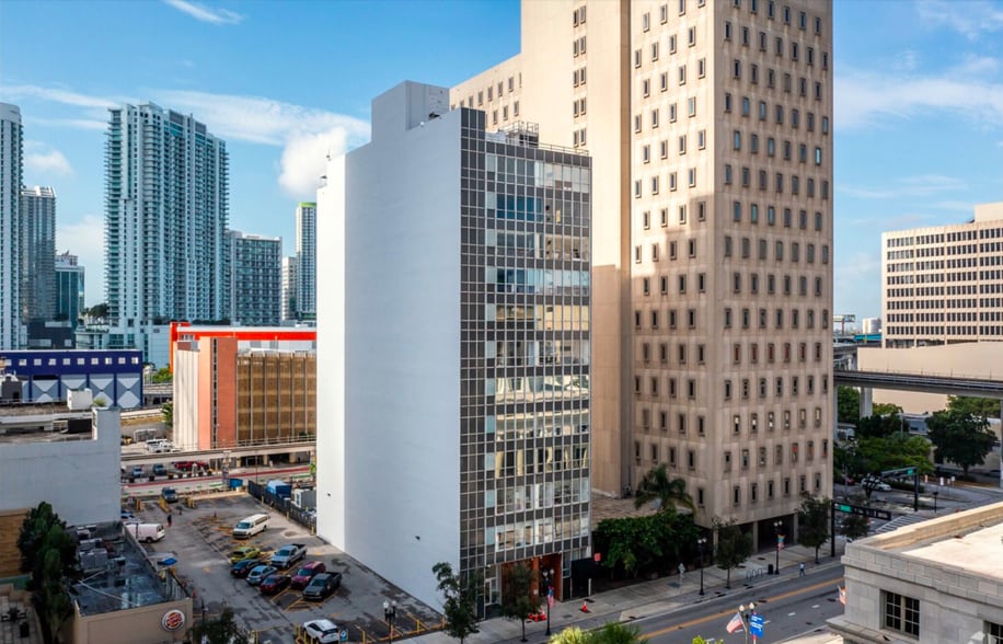 66-68 W Flagler St, Miami, FL for sale - Building Photo - Image 3 of 21