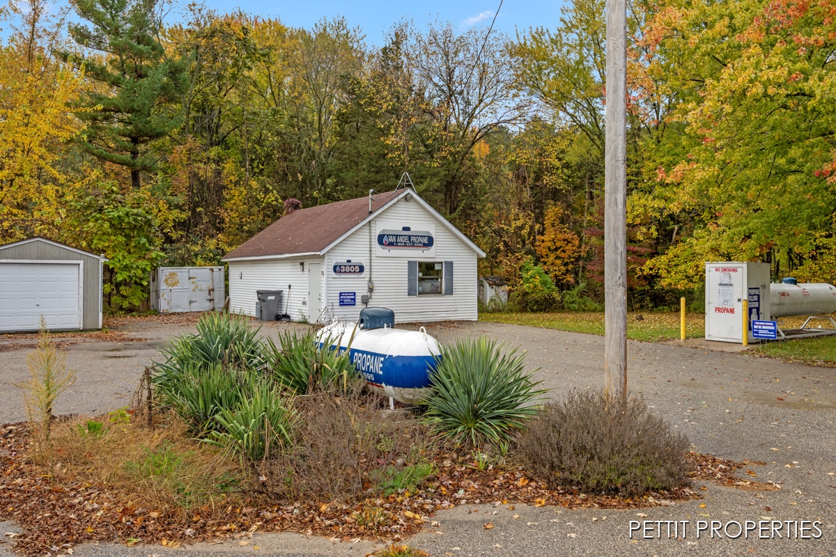 3805 S Ravenna Rd, Ravenna, MI for sale Primary Photo- Image 1 of 19