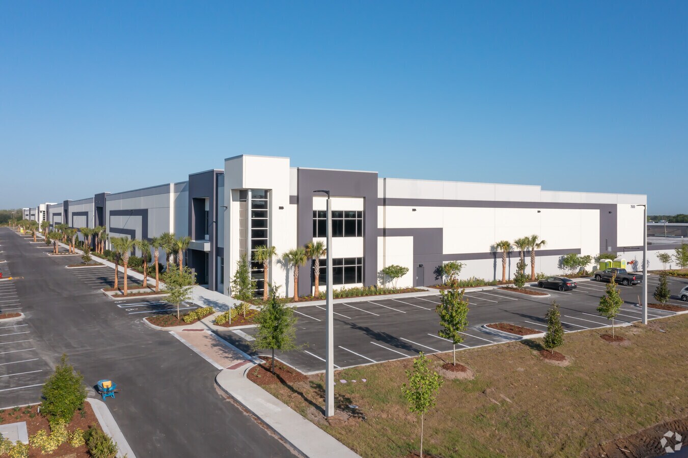 7600 Narcoossee Rd, Orlando, FL 32822