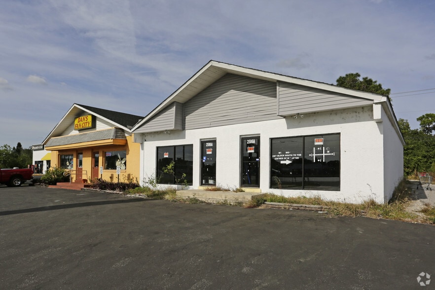 2586 Tamiami Trl, Port Charlotte, FL for lease - Building Photo - Image 1 of 1
