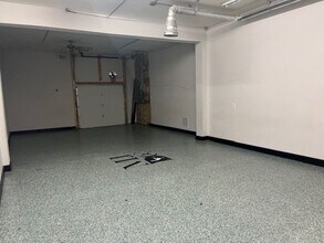 6382 Main St, North Branch, MN for lease Interior Photo- Image 1 of 2