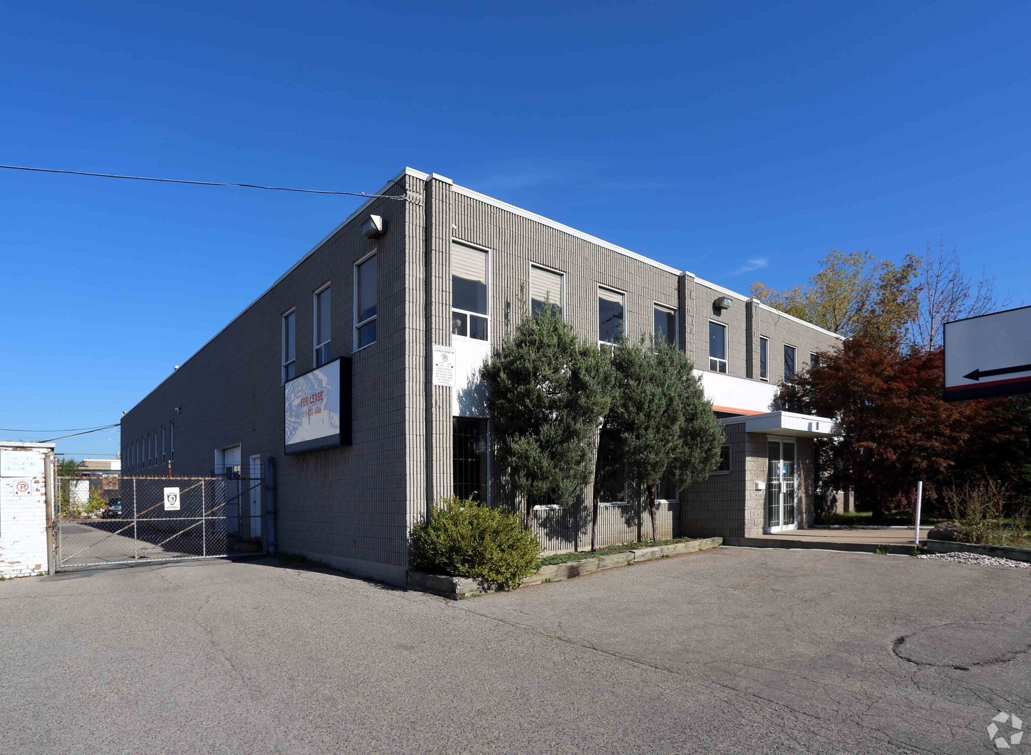 8 Milford Ave, Toronto, ON for sale Primary Photo- Image 1 of 1