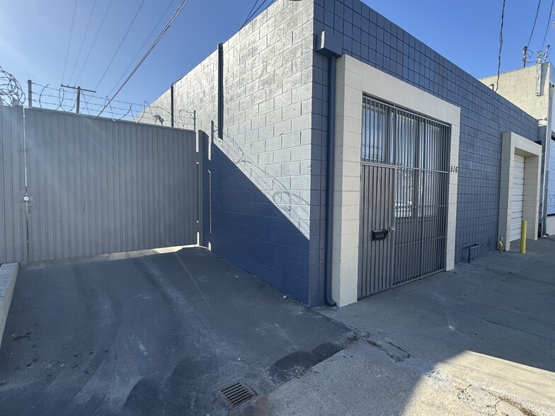 516 E D St, Wilmington, CA for lease - Building Photo - Image 2 of 26