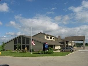 More details for 411 Closz Dr, Webster City, IA - Hospitality for Sale