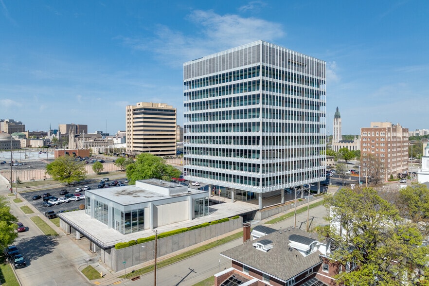 1350 S Boulder Ave, Tulsa, OK for lease - Building Photo - Image 3 of 5