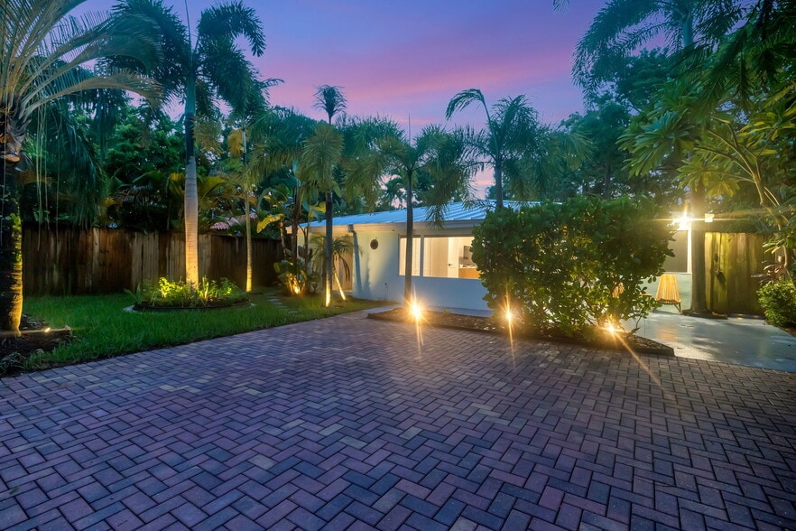 1317 NE 1st Ave, Fort Lauderdale, FL for sale - Building Photo - Image 1 of 73