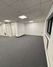 Millbrook Rd, Southampton for lease Interior Photo- Image 2 of 2