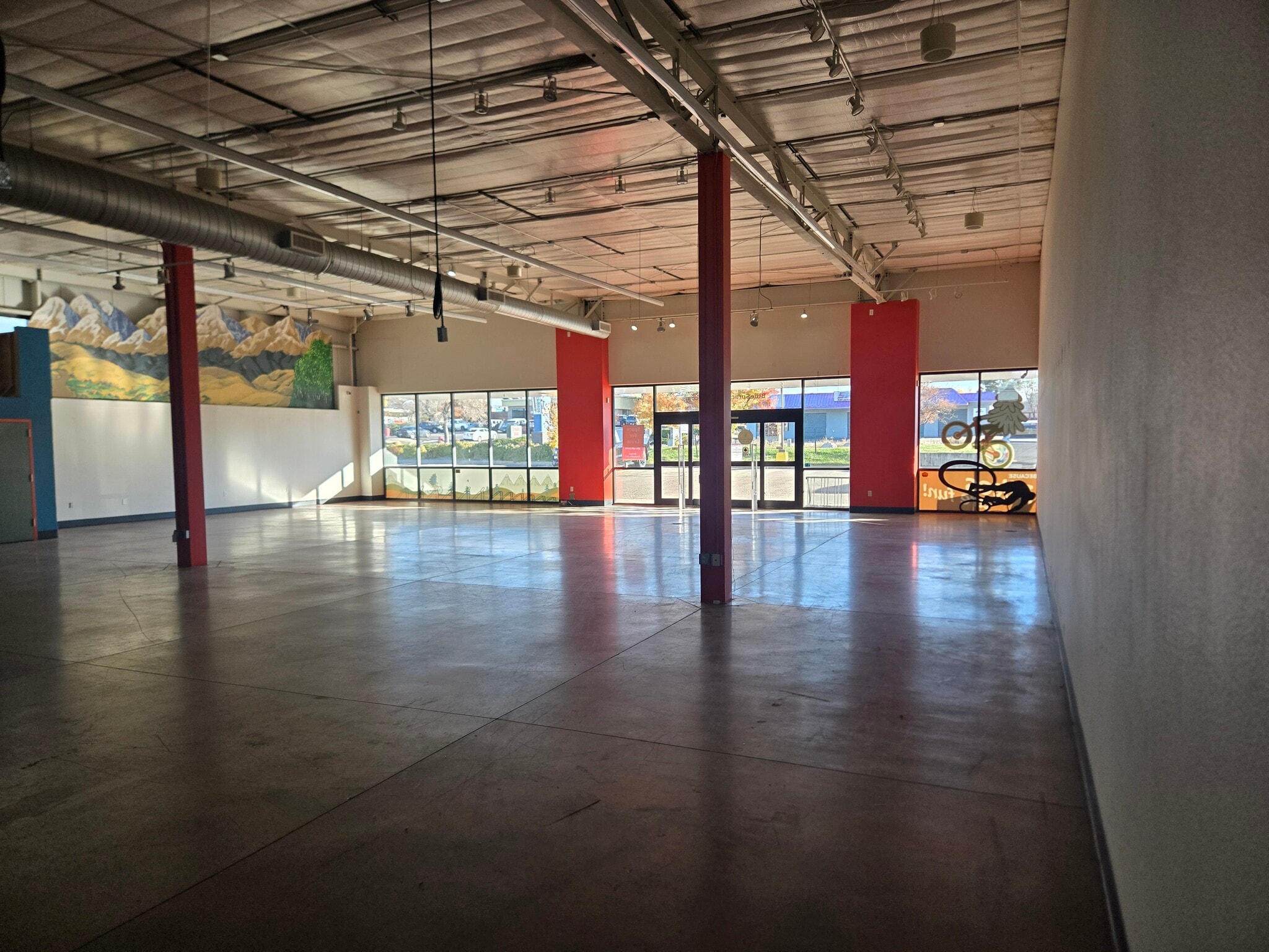 16701 E Iliff Ave, Aurora, CO for lease Interior Photo- Image 1 of 11