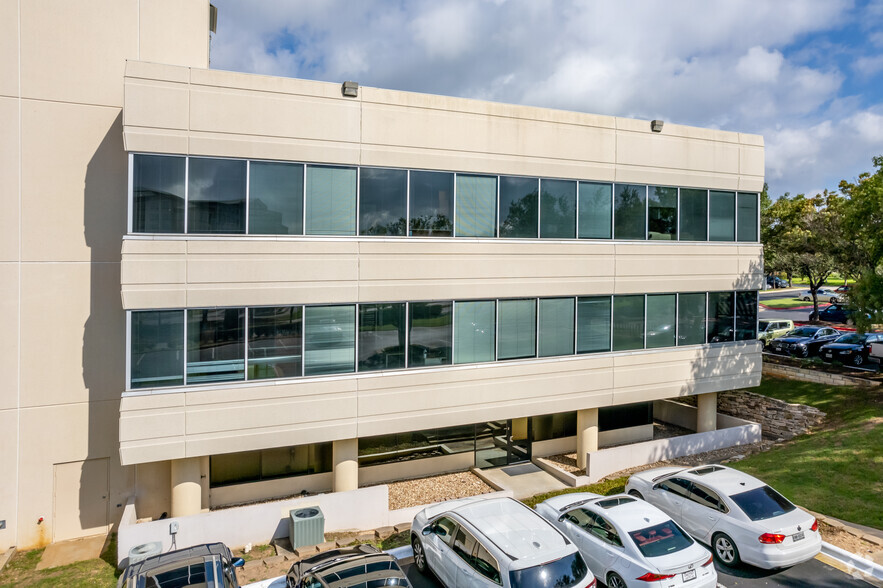 9737 Great Hills Trl, Austin, TX for lease - Building Photo - Image 1 of 10