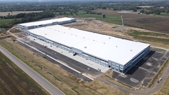 Shadow Lake Distribution Center Building B - Fulfillment Center