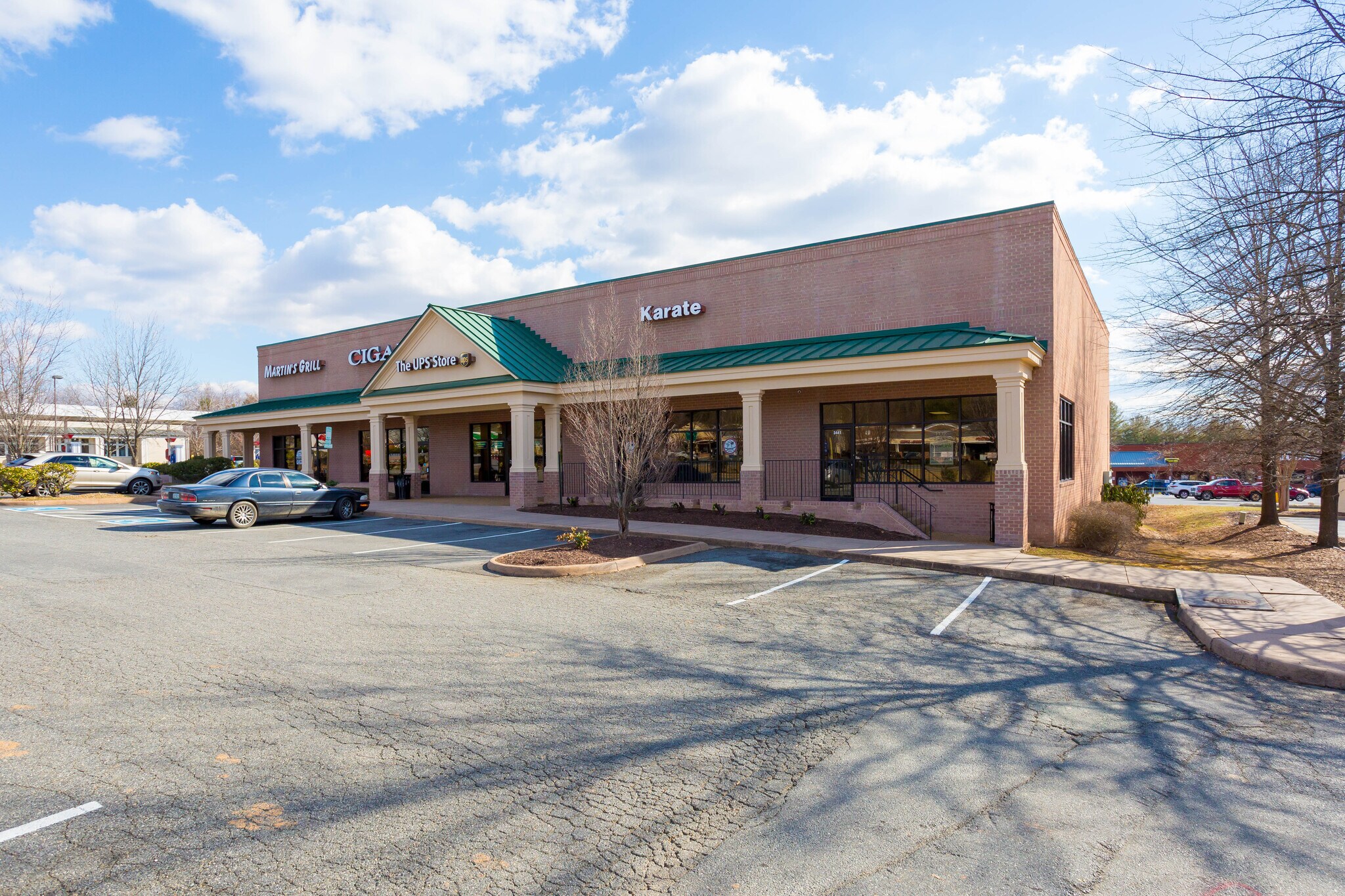 3441-3449 Seminole Trl, Charlottesville, VA for lease Building Photo- Image 1 of 11