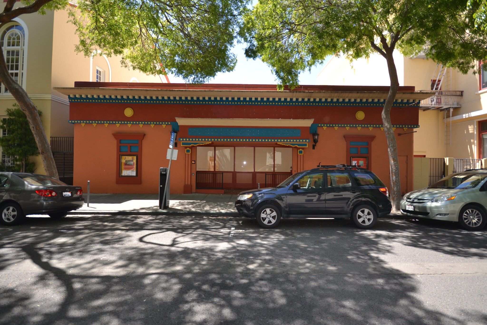 2210 Harold Way, Berkeley, CA for sale Primary Photo- Image 1 of 1