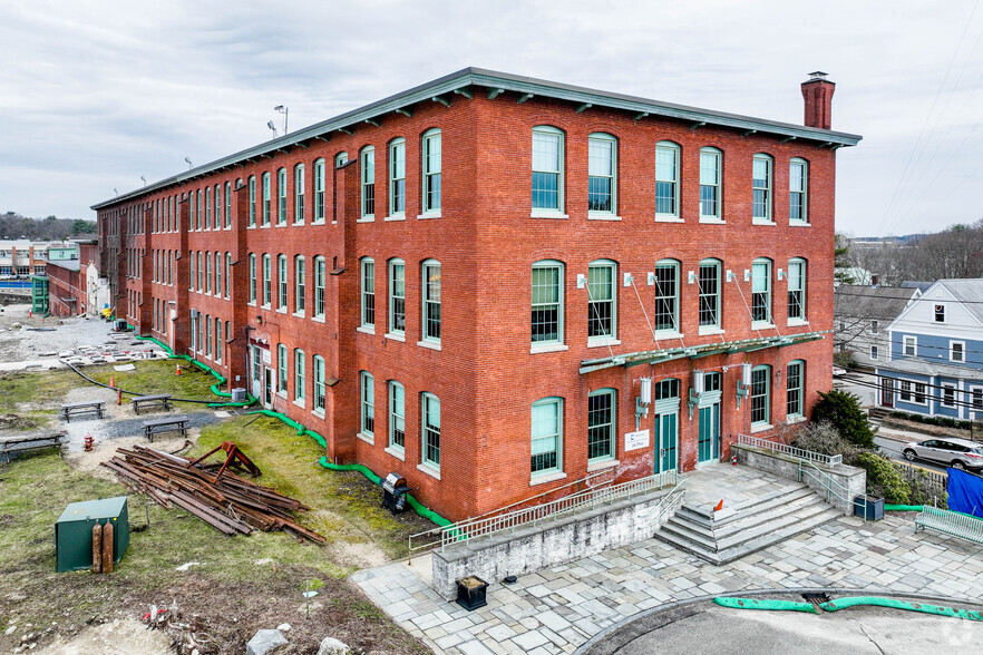 156 Oak St, Newton, MA for lease - Primary Photo - Image 1 of 10