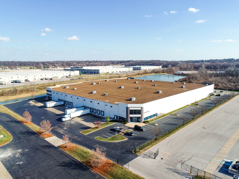 1619 Park 370 Pl, Hazelwood, MO for lease - Building Photo - Image 2 of 9