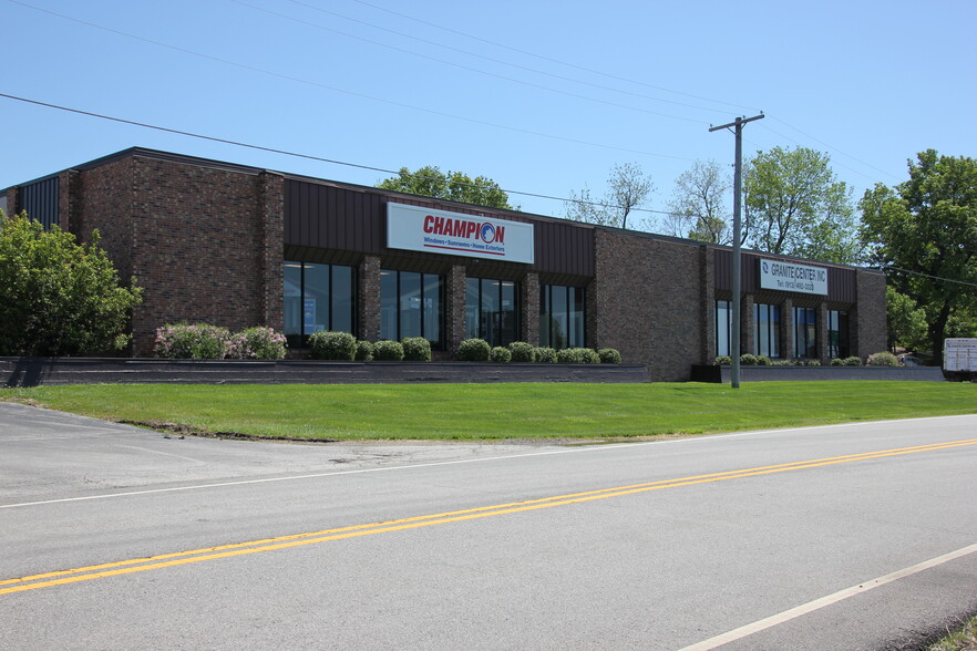 9050 Quivira Rd, Lenexa, KS for lease - Building Photo - Image 1 of 6