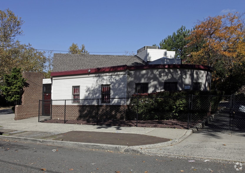 2440 John F Kennedy Blvd, Jersey City, NJ for lease - Building Photo - Image 2 of 2