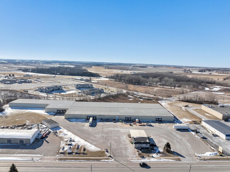 2221 Calumet Dr, New Holstein, WI for sale - Building Photo - Image 2 of 16