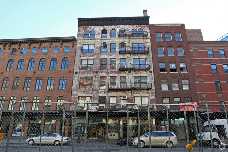 420 W 14th St, New York, NY for lease - Building Photo - Image 2 of 9