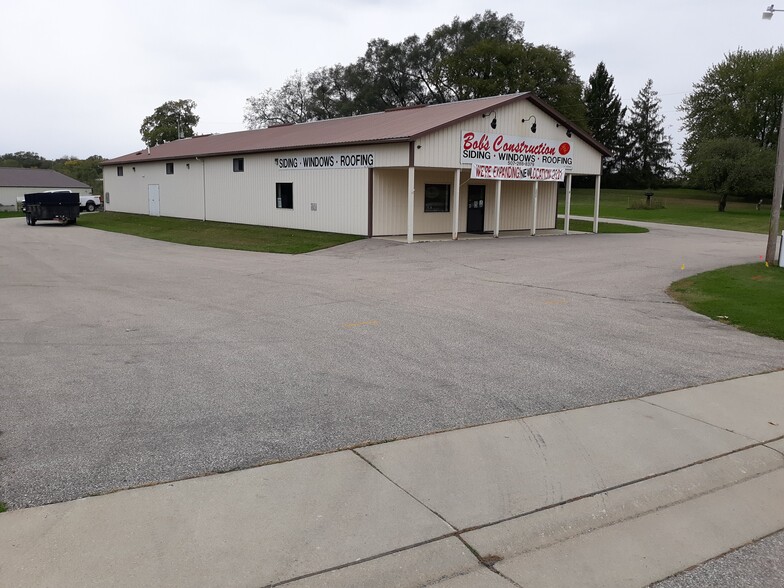 589 Lake Shady Ave N, Oronoco, MN for lease - Primary Photo - Image 1 of 19