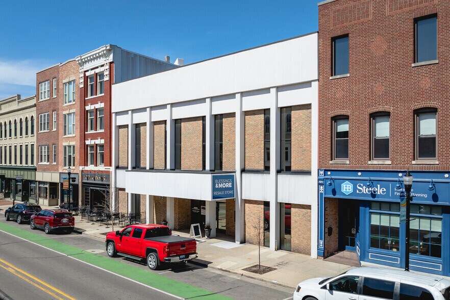 115-117 E Maumee St, Adrian, MI for sale - Primary Photo - Image 1 of 1