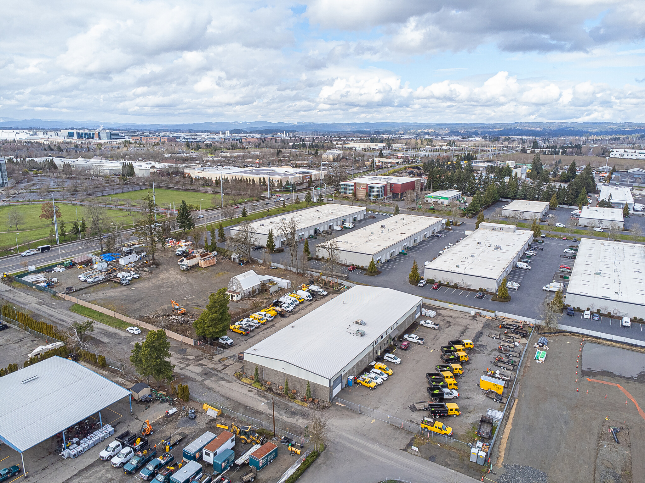 1800 NE Cornelius Pass Rd, Hillsboro, OR for lease Building Photo- Image 1 of 22