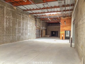 8040 Foothill Blvd, Sunland, CA for lease Interior Photo- Image 2 of 3