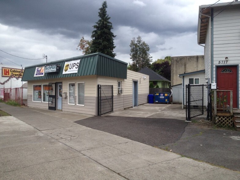 5711 SE Foster Rd, Portland, OR 97206 Retail for Sale